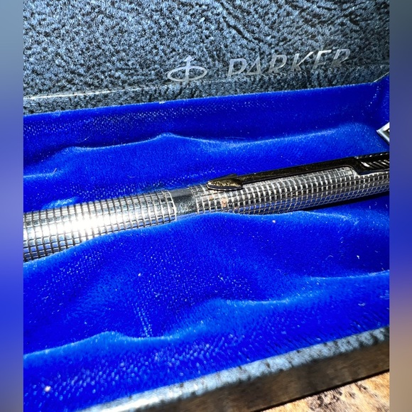 Parker Sterling Silver Ballpoint pen with Box - Picture 6 of 6
